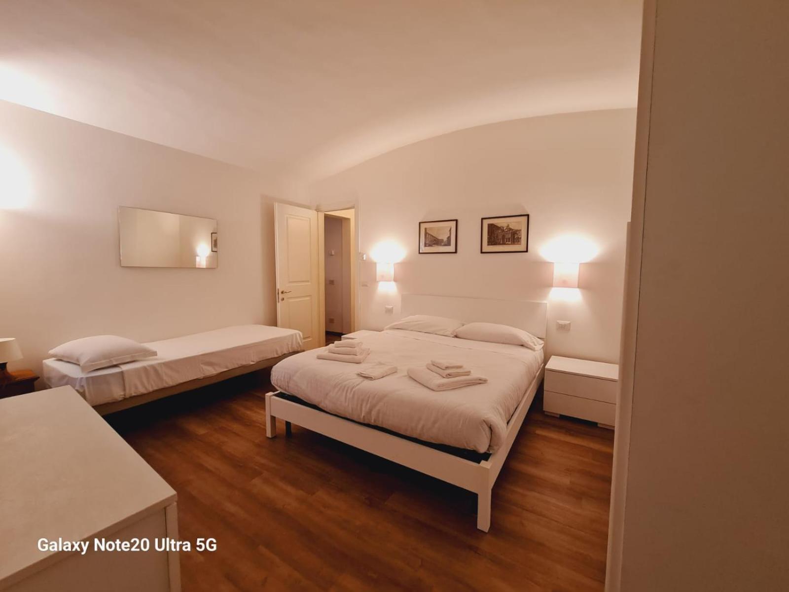 Apartments Close To Duomo ฟลอเรนซ์ ห้อง รูปภาพ