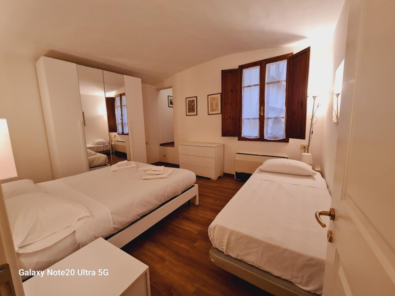 Apartments Close To Duomo ฟลอเรนซ์ ห้อง รูปภาพ
